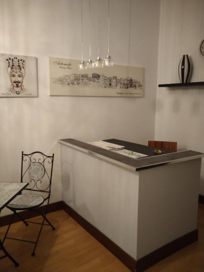 Artemide Rent Bedrooms Агридженто Екстериор снимка